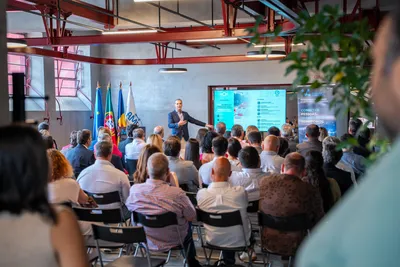 Intervenção da NOS Comunicações em palco